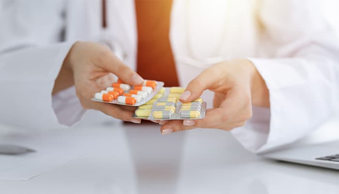 医師に相談してください